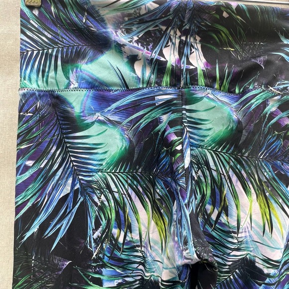 Luciana Grimaldi Designer Green Jungle Fern Sport work out Leggings size M - Picture 5 of 6
